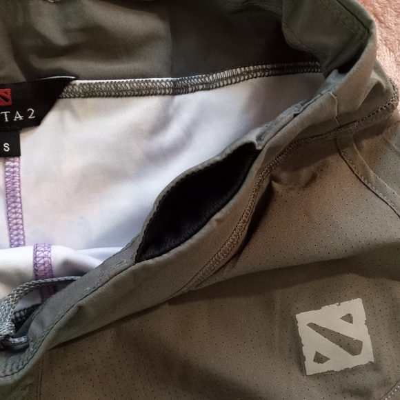 DOTA 2 sz Small Shorts Bike Gray Twofer Shorts - Picture 3 of 14